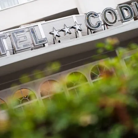 فندق Sercotel Codina سان سيباستيان