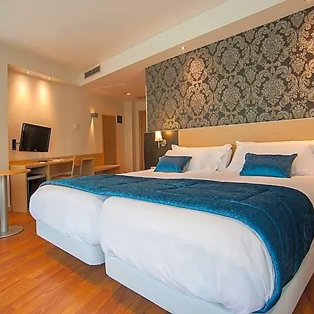 Sercotel Codina 3* سان سيباستيان