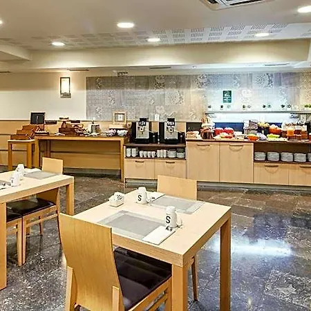 فندق Sercotel Codina سان سيباستيان