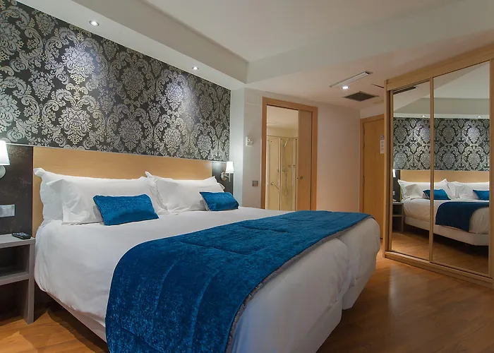 Отель Sercotel Codina 3*