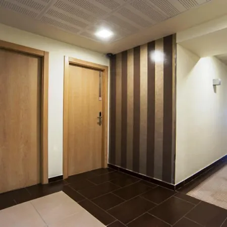 فندق Sercotel Codina سان سيباستيان