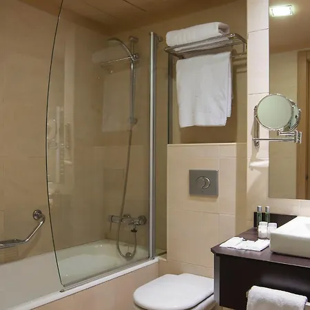 فندق Sercotel Codina